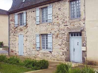 3 bed stone house for sale near Liglet