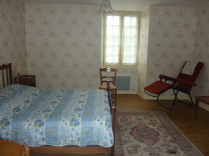 3 bed stone house for sale near Liglet