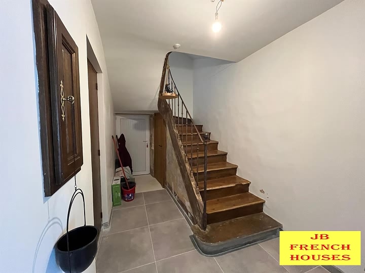 3 bed stone house for sale near Bujalenas