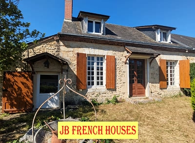 3 bed stone house for sale near Igé