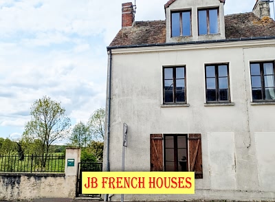 2 bed stone house for sale near Igé