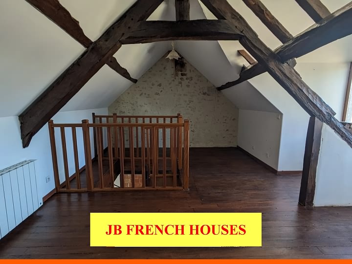 2 bed stone house for sale near Igé
