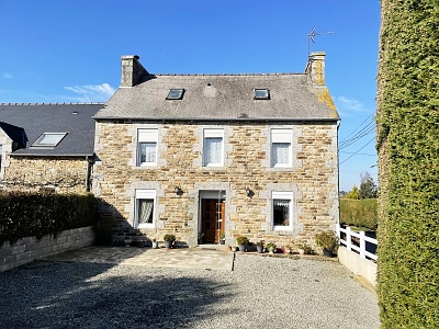 5 bed stone house for sale near Treve
