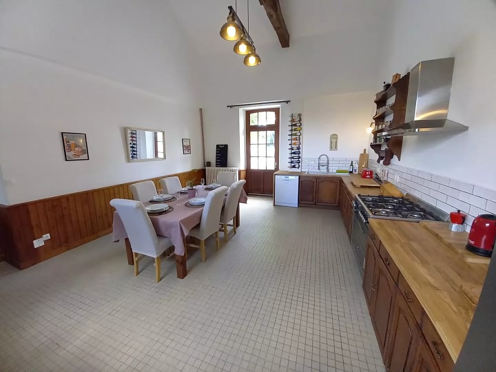 3 bed stone house for sale near Aizet