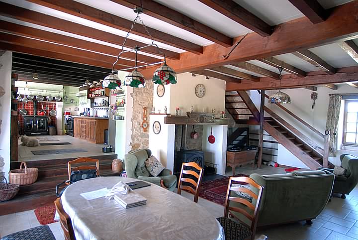 3 bed stone house for sale near Vanxains