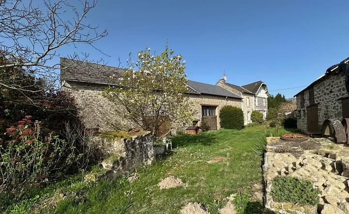 4 bed stone farmhouse for sale near Noth