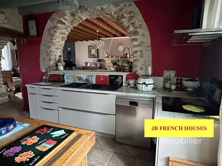 4 bed stone farmhouse for sale near Noth