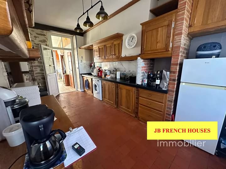 3 bed stone house for sale near Noth