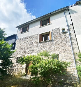 4 bed stone house for sale near Viam