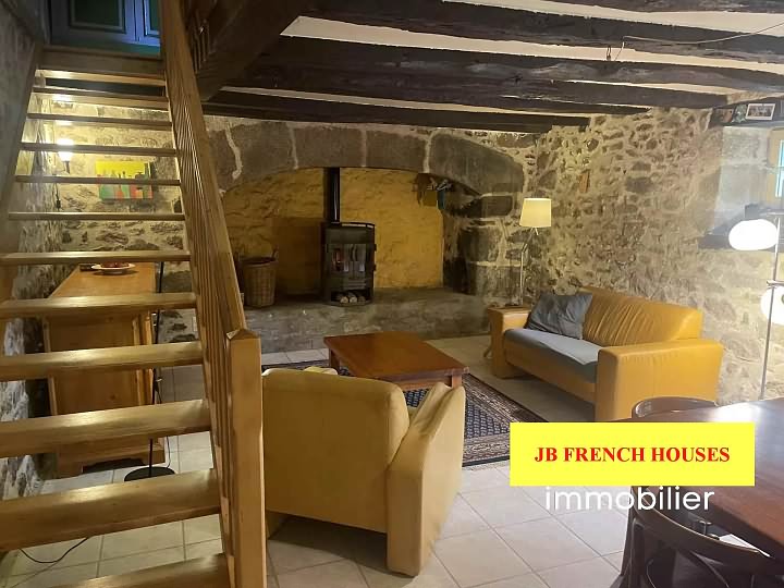 2 bed stone house for sale near Farges