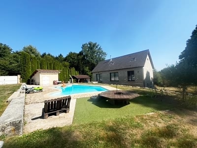 6 bed stone house for sale near Farebout
