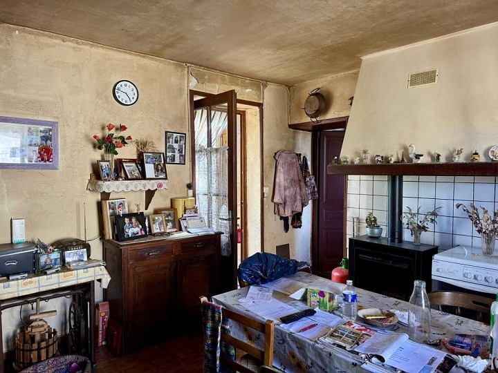 3 bed stone house for sale near Castels