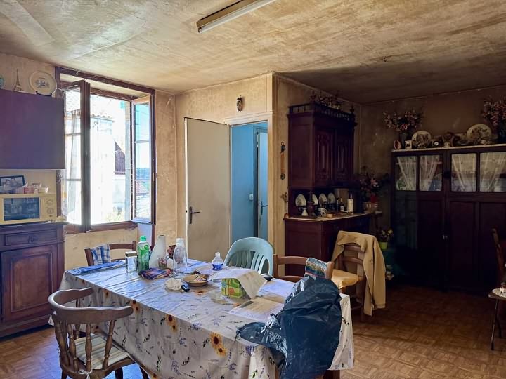 3 bed stone house for sale near Castels