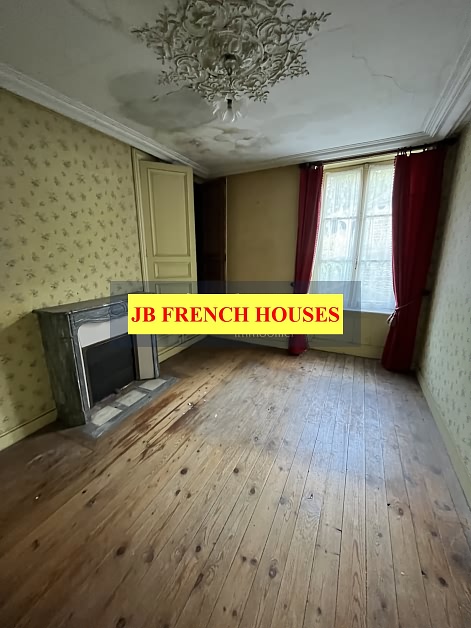 5 bed stone house for sale near Burcy