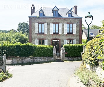 5 bed stone house for sale near Tréprel