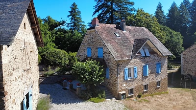 4 bed stone house for sale near Affieux