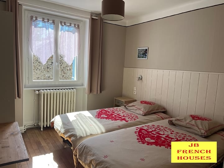4 bed stone house for sale near Affieux