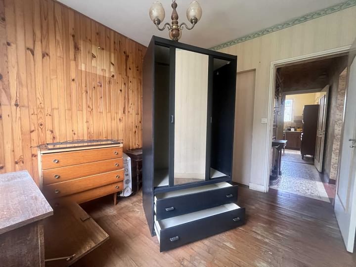 2 bed stone house for sale near Castels