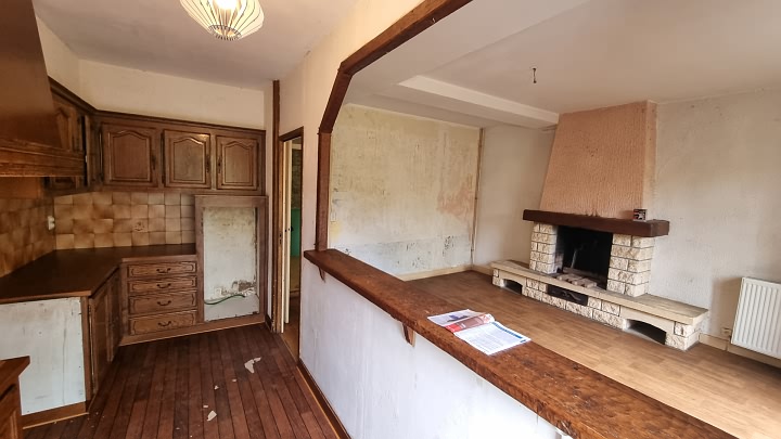5 bed stone house for sale near Goulat