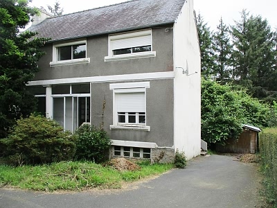 4 bed stone house for sale near Kergloff