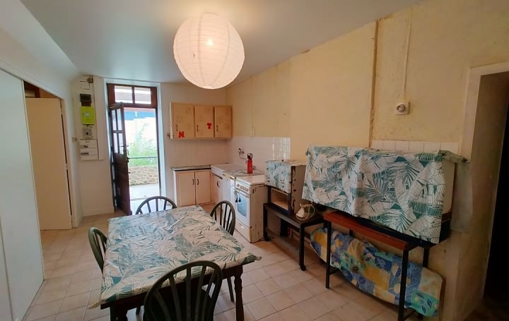 2 bed stone house for sale near Averton