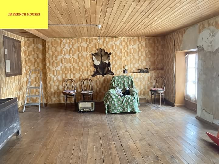 4 bed stone house for sale near Ansac Sur Vienne