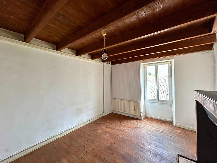 2 bed stone house for sale near Gentray