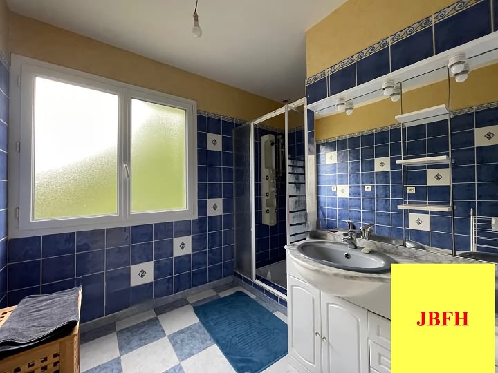2 bed house for sale near Pliboux