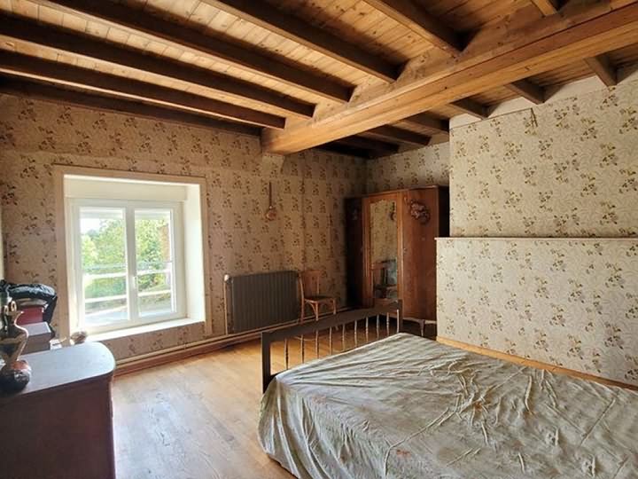 4 bed stone house for sale near Bion