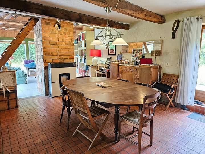 5 bed stone house for sale near Perret