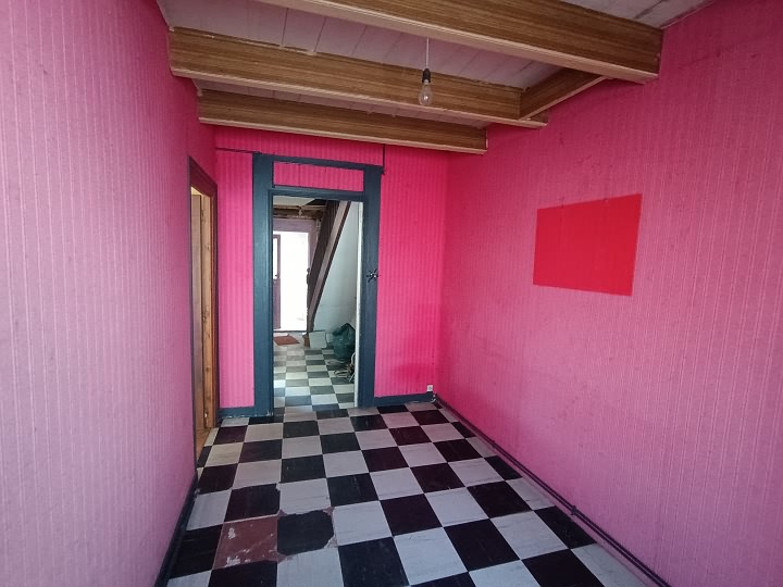 Stone house to renovate near Perret