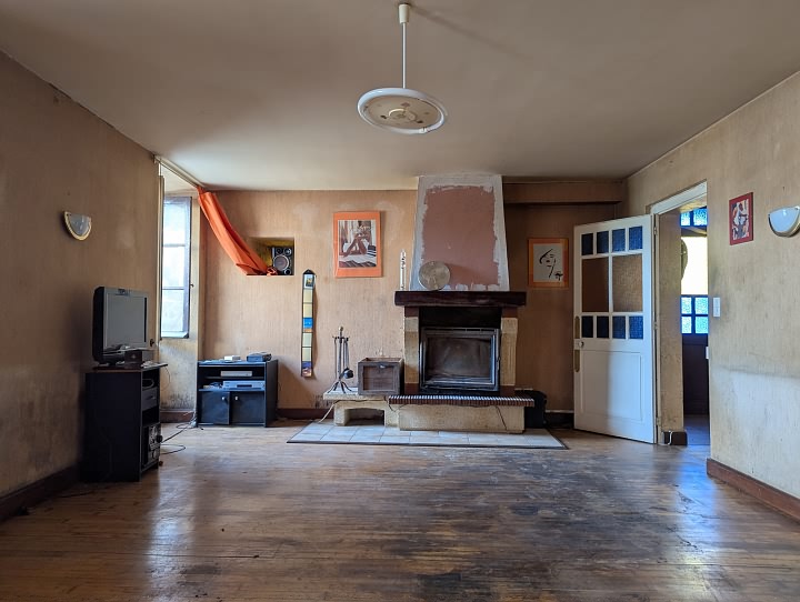 3 bed stone house for sale near Bujaleuf