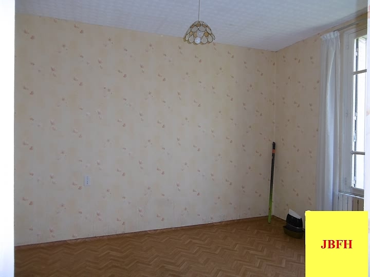 2 bed stone house for sale near Vienne And Haute Vienne