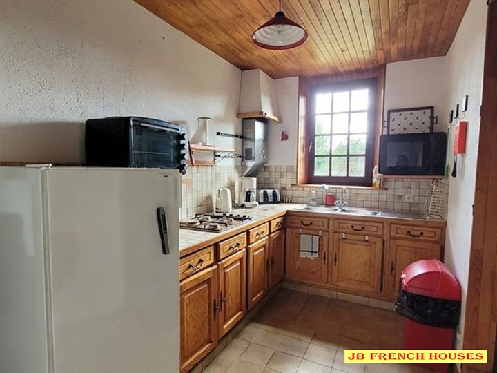 2 bed stone house for sale near Bion