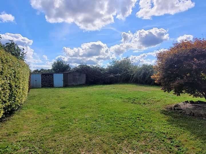 2 bed stone house for sale near Bion