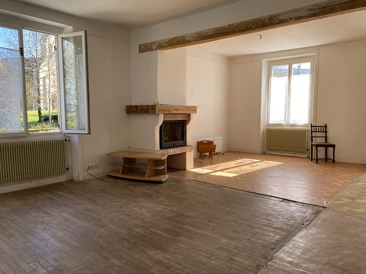 5 bed stone house for sale near Affieux