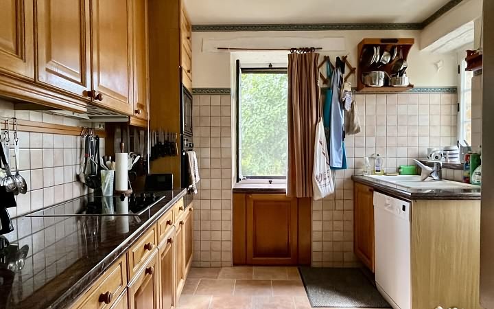 4 bed stone house for sale near Aubas