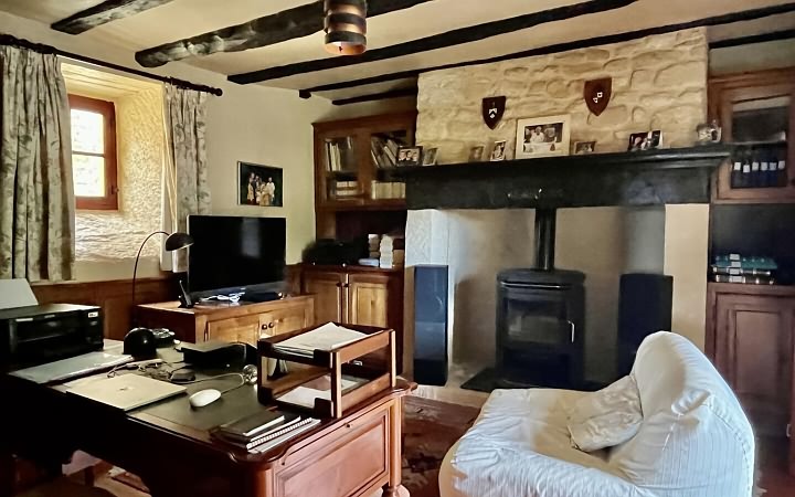 4 bed stone house for sale near Aubas
