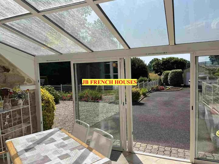2 bed stone house for sale near Caribet