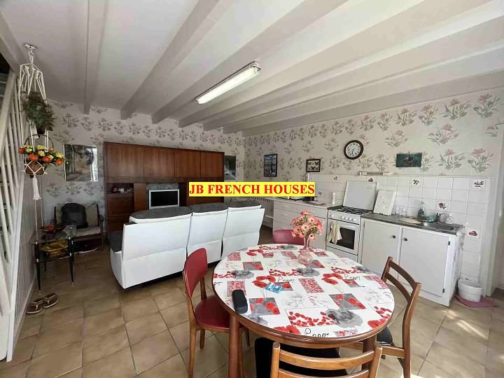 2 bed stone house for sale near Caribet