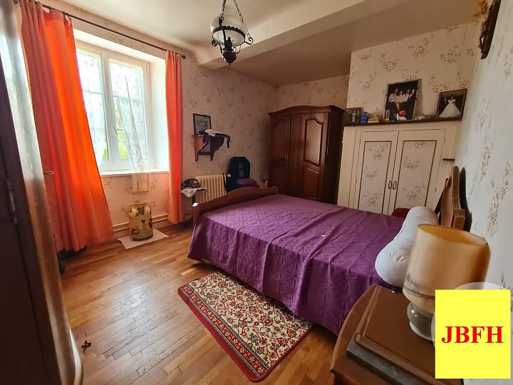2 bed stone house for sale near Perrou