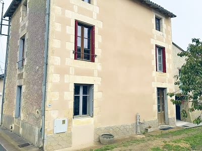 4 bed stone house for sale near Chez Vécant