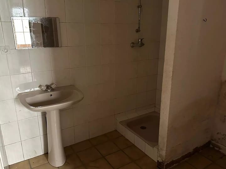 4 bed stone house for sale near Chez Vécant