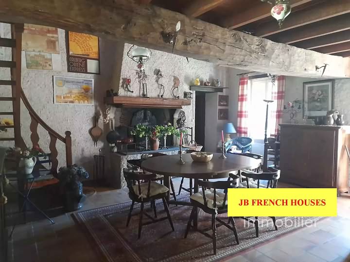 3 bed stone house for sale near Noth