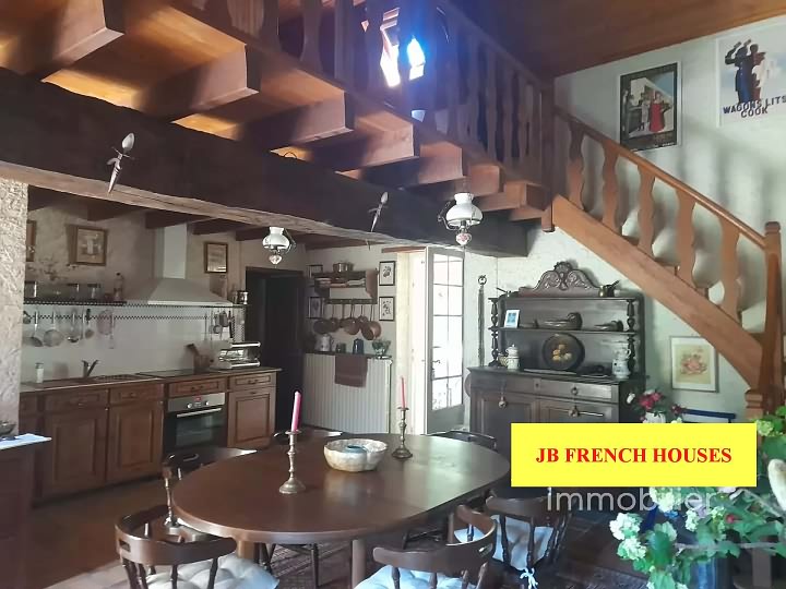 3 bed stone house for sale near Noth