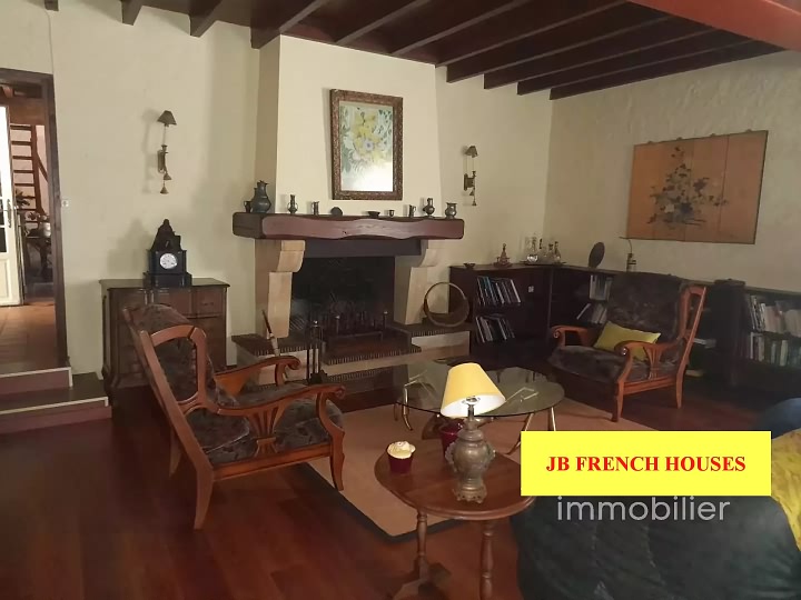3 bed stone house for sale near Noth