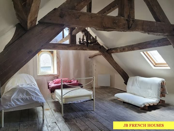 2 bed stone house for sale near Bion