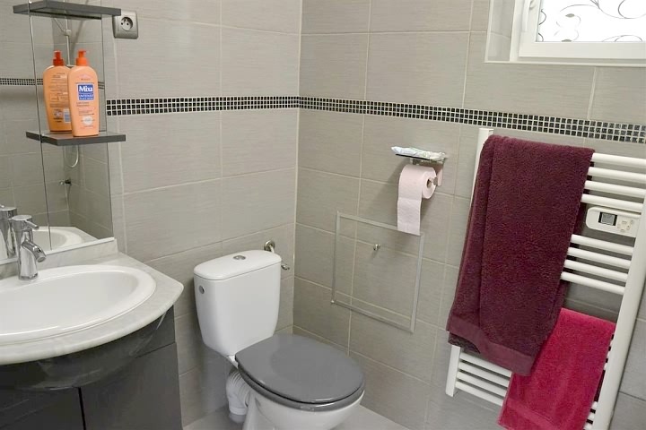 3 bed stone house for sale near Cisai Saint Aubin