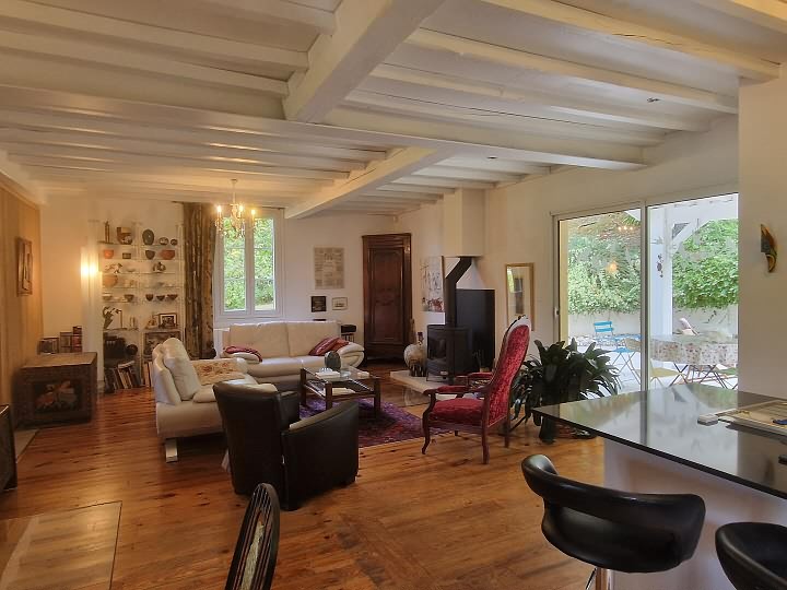 2 bed stone house for sale near Dordogne and Lot