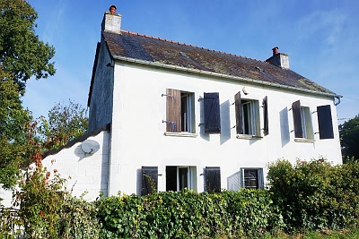 3 bed stone house for sale near Keraden